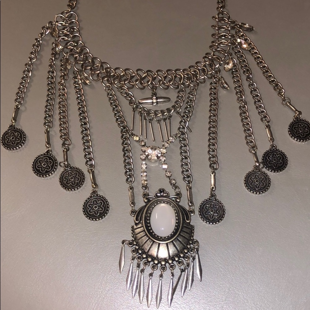 Choker - Picture 1 of 2